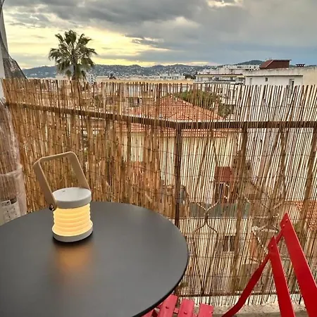 With Terrace Near The Center Apartmán Antibes