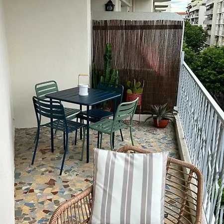 With Terrace Near The Center * Antibes
